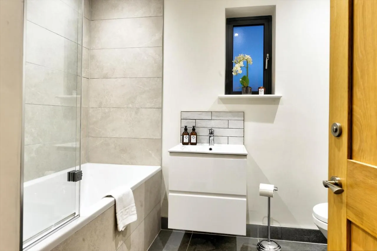 The Penthouse - Allocated Parking With City Views Ripon Regno Unito